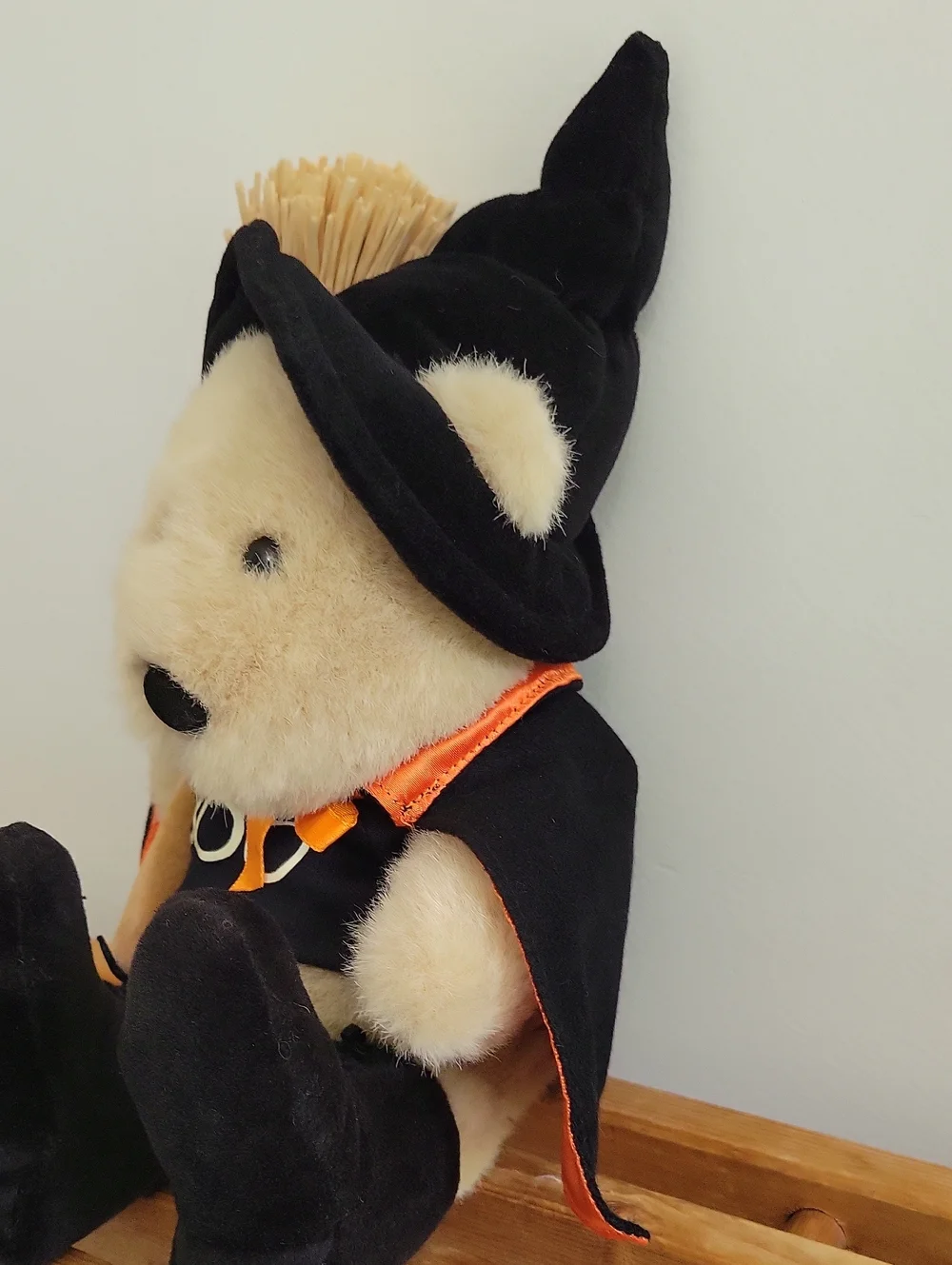 Starbucks 11th Edition In The Bearista Bear Collection Bear In Witch Costume